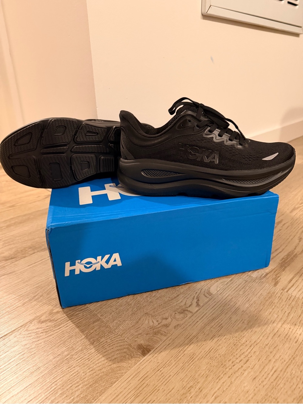 Hoka Women's Black Athletic Running Shoes 9.5